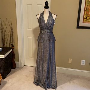 NWT David Meister shimmering gown size 4